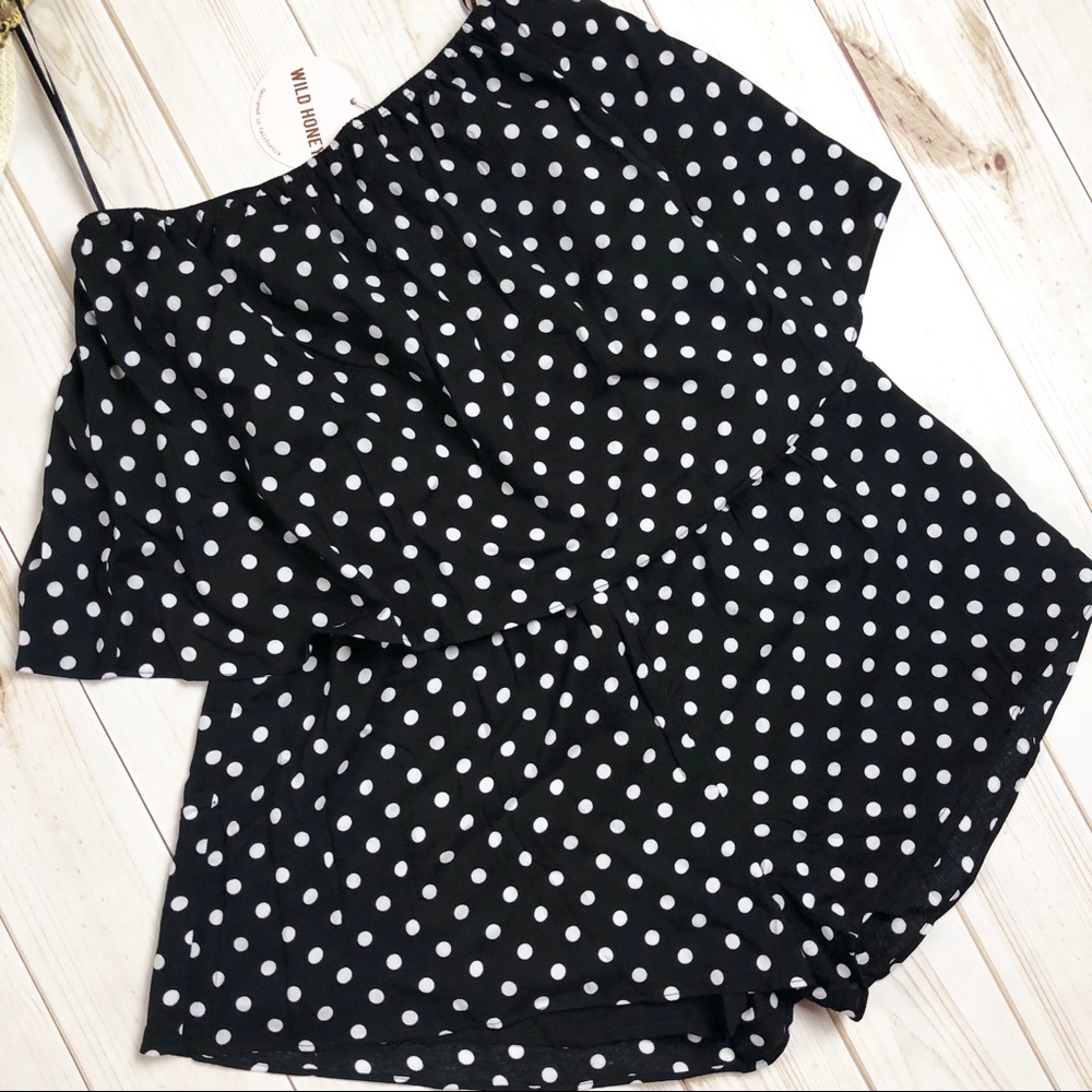 ❗️Last 1! XS Polka Dot Strapless Romper - Picture 3 of 6
